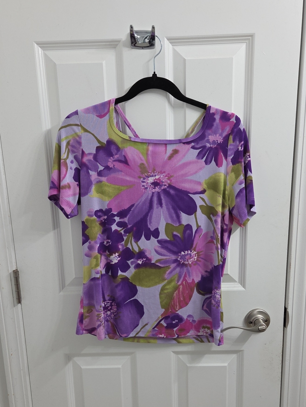 Fashion Bug Floral Scoop-Neck Tee in Purple & Pink
